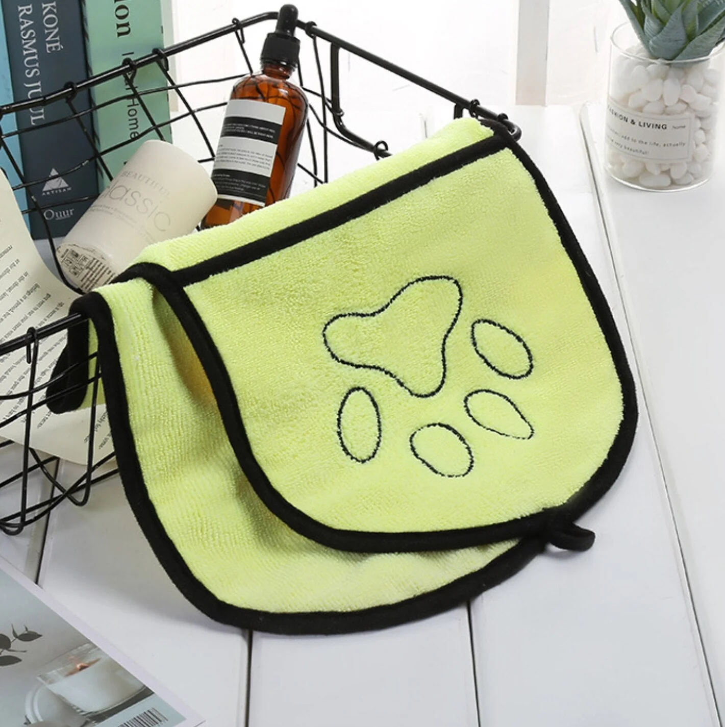 HULIANFU Pet Dog Towel Super Absorbent Dog Bathrobe Bath Towels Quick-Drying Cat Puppy Small Large Dogs Bath Towel ThickTowel Pet Towel - Deanwangkt