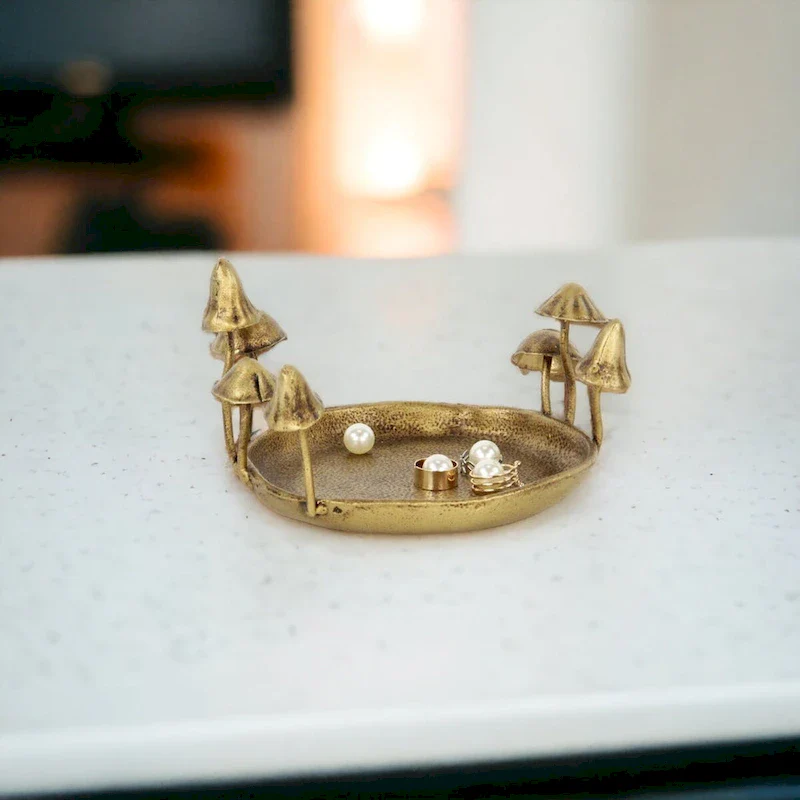 Qinrie Golden Cast Iron Catchall Mushroom Tray