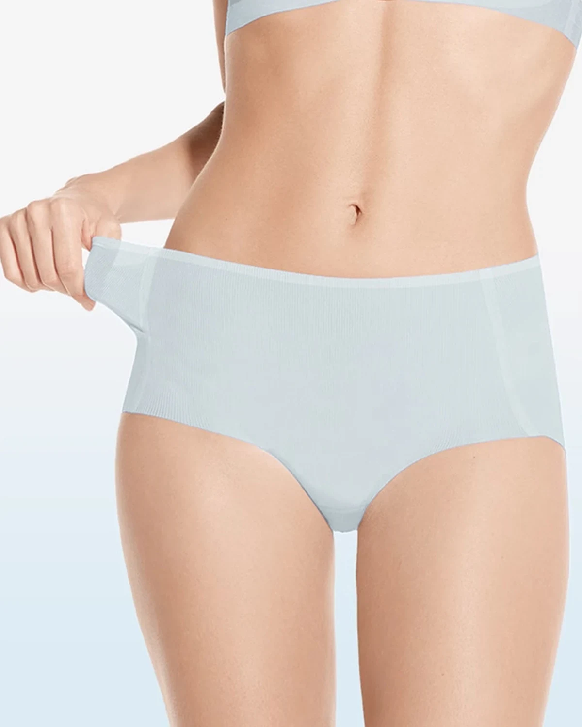 Lightweight cooling silk full-coverage women's briefs, peach-butt silk-blend crotch no-show panties