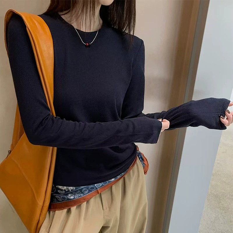 Women’s Slim Fit Short Solid Color Thermal Base Layer Top