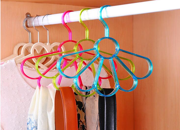 HULIANFU Sainwin 1pcs petals shape silk scarves aircraft scarf Multi-functional tie belts hanger underwear rack 3 color - Deanwangkt