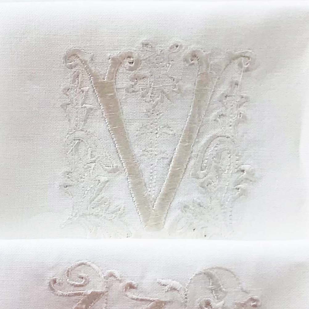 HULIANFU Letters Embroidery  Table Napkin  White Wedding Party Holiday  Decorative  Towel  Rectangular  Hand Towels - Deanwangkt