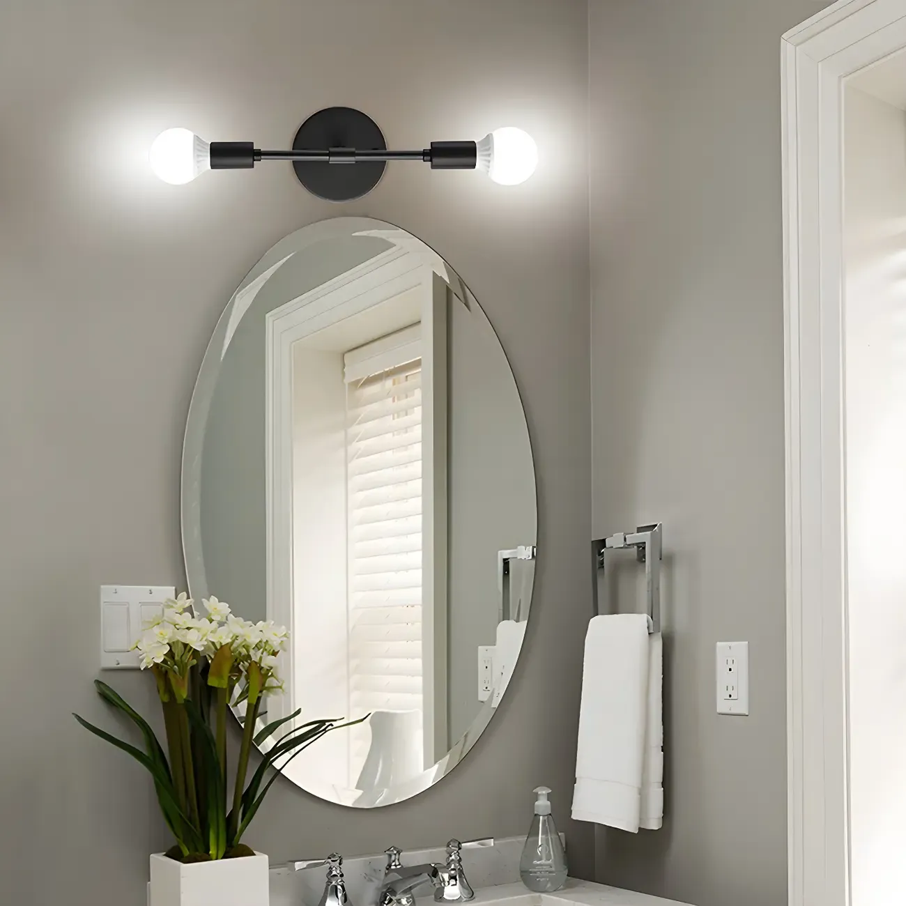 Modern 2-Light Globe Metal Bathroom Vanity Light