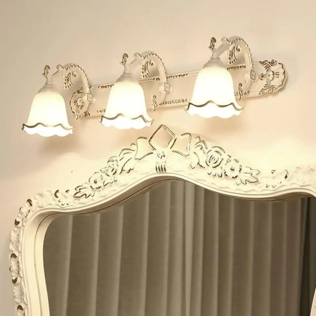 Vintage White Elegant Floral Glass Vanity Light for Bathroom
