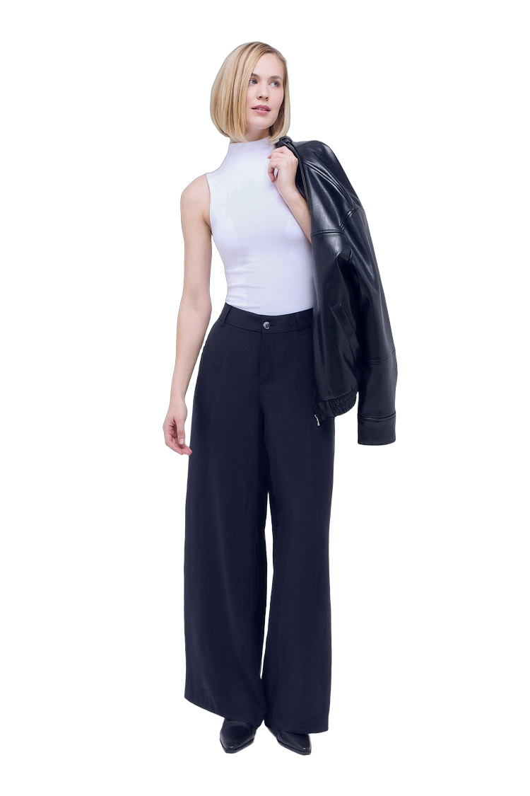 Hose mit seitlichen Eingriffstaschen – Rückansicht