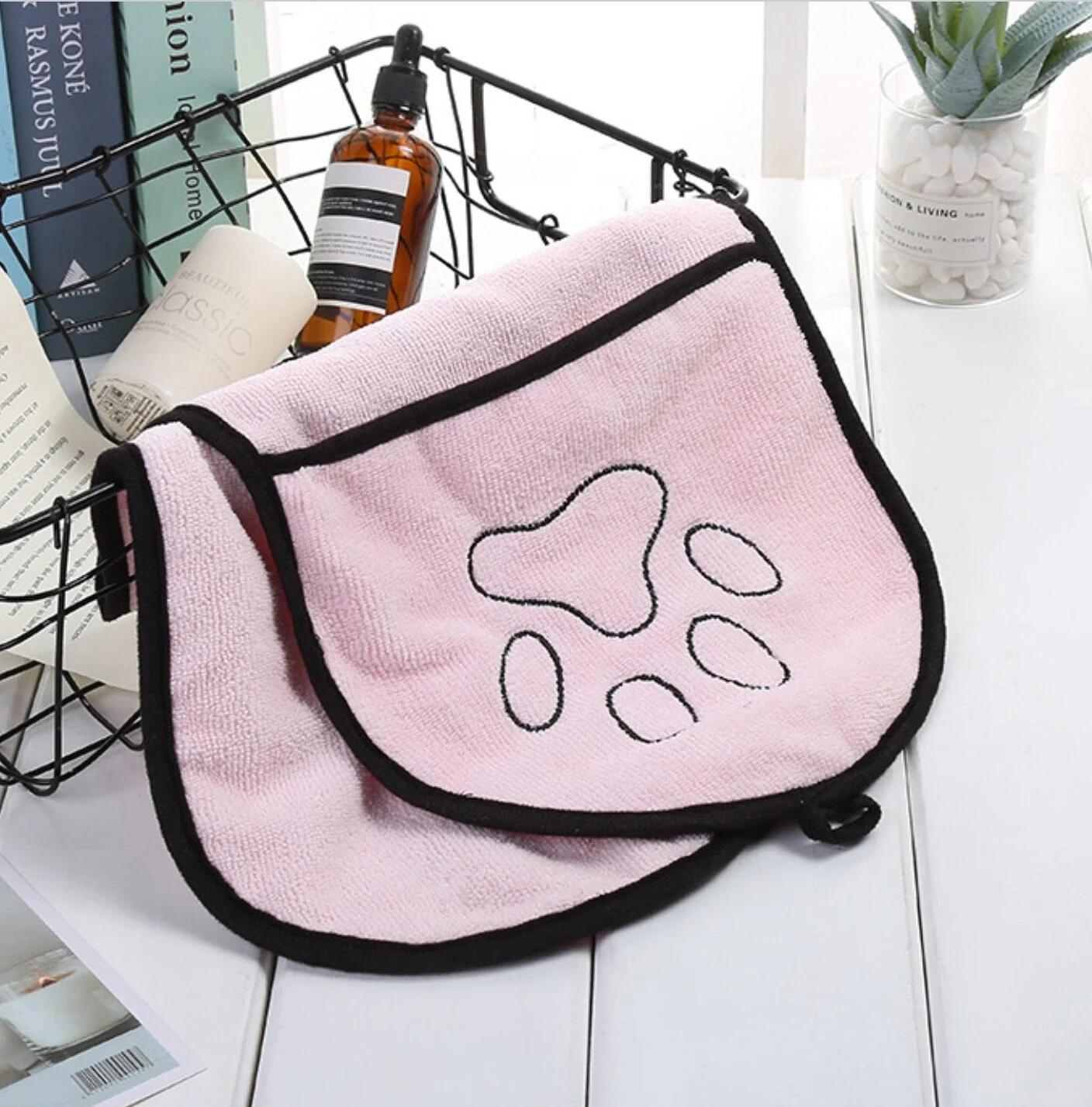 HULIANFU Pet Dog Towel Super Absorbent Dog Bathrobe Bath Towels Quick-Drying Cat Puppy Small Large Dogs Bath Towel ThickTowel Pet Towel - Deanwangkt
