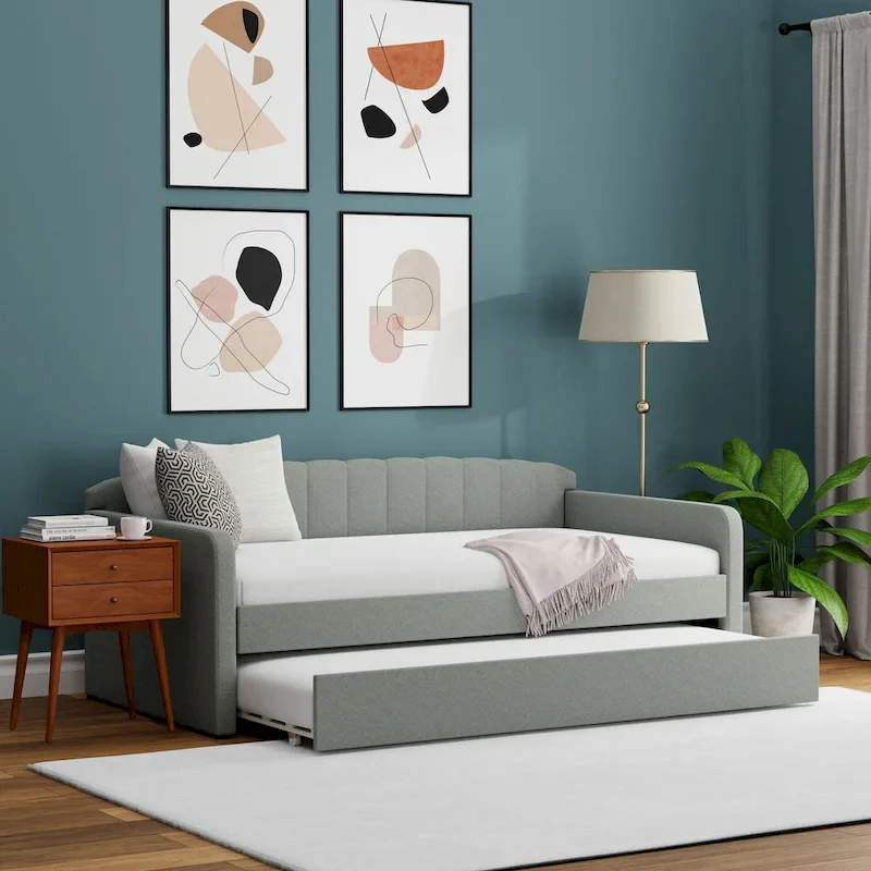 Scalloped Daybed with Trundle