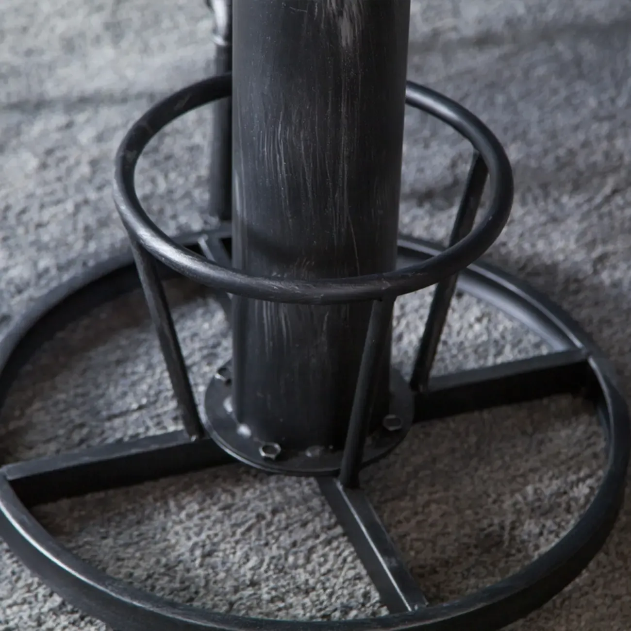 Adjustable Height Industrial Wood Metal Round Bar Table