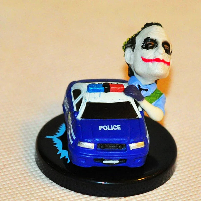 HULIANFU Upside Down Joker Model Car Rearview Mirror Pendant The Joker Doll Car Accessories Interior Aroma Ornament Auto Air Vent Clip - Deanwangkt