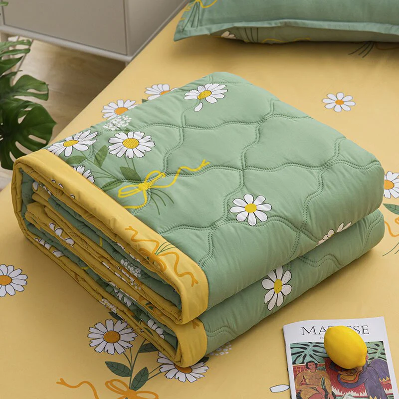 HULIANFU Spring Summer Quilting Quilt Home Air Conditioning Quilts for Adult Kids Washable Soft Cozy Queen Size Comforter Blanket 150x200 - Deanwangkt