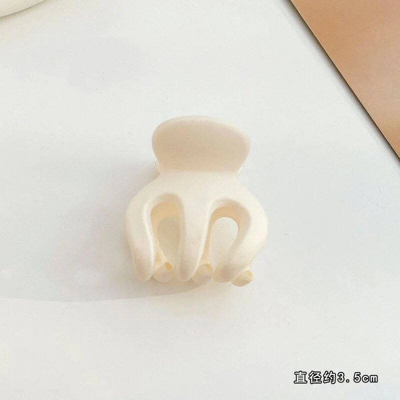 HULIANFU Sweet Solid Color Hair Clip for Women Girls Hair Claw Chic Barrettes Claw Crab Hairpins Styling Fashion Spring Hair Accessories - Deanwangkt