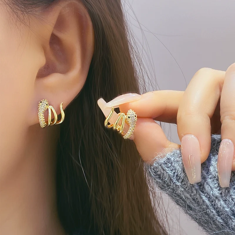 New popular trendy natal year spirit snake stud earrings female niche unique temperament zircon snake earrings silver needle ear jewelry - Deanwangkt
