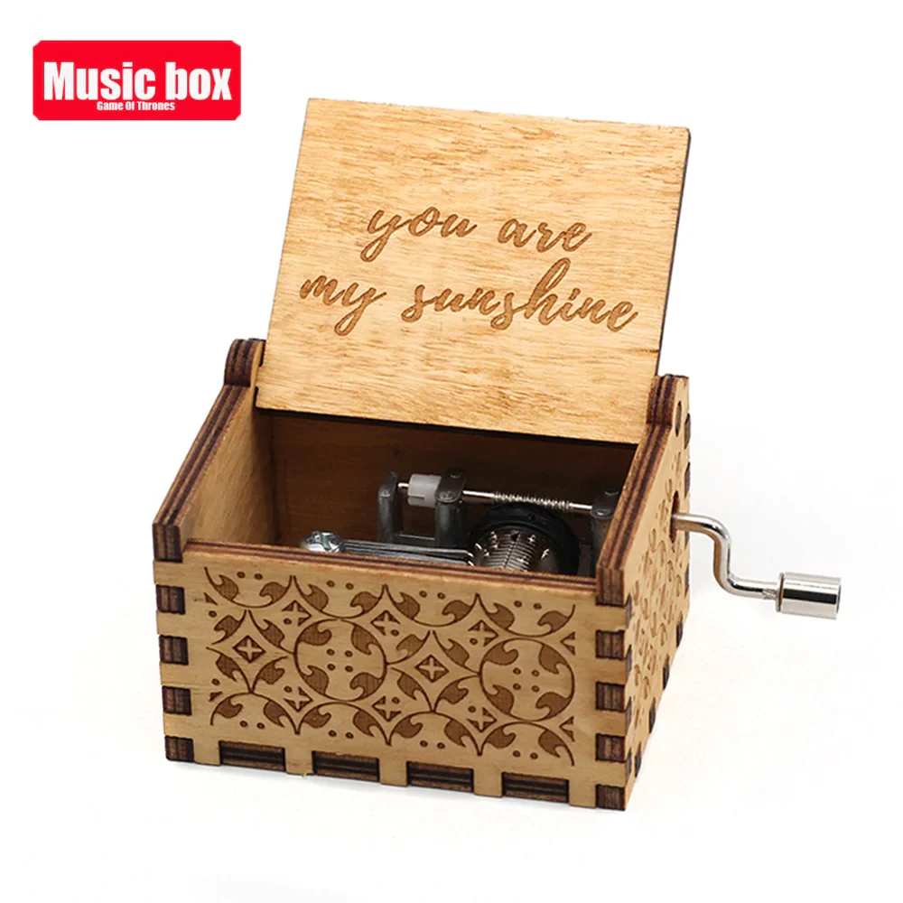 HULIANFU New Attack On Titan Queen Music Box Antique Carved Wooden Hand Cranks Power Game Crossing Rainbow Christmas Birthday Gifts - Deanwangkt