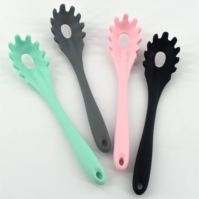 HULIANFU Silicone Pasta Noodle Spoon Pasta Scoop Colander Noodle Spaghetti Ladle Slot Spoon Heat-Resistant Tableware Kitchen Gadget - Deanwangkt