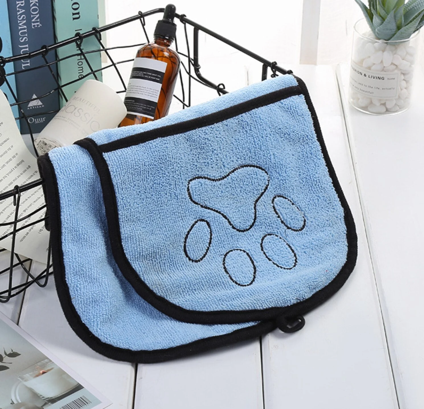 HULIANFU Pet Dog Towel Super Absorbent Dog Bathrobe Bath Towels Quick-Drying Cat Puppy Small Large Dogs Bath Towel ThickTowel Pet Towel - Deanwangkt