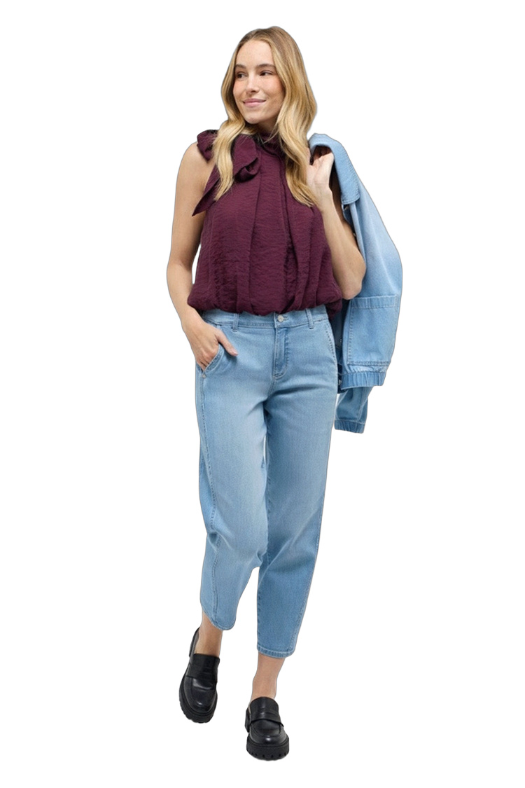 Elastische Jeans mit seitlichen Taschen – Rückansicht