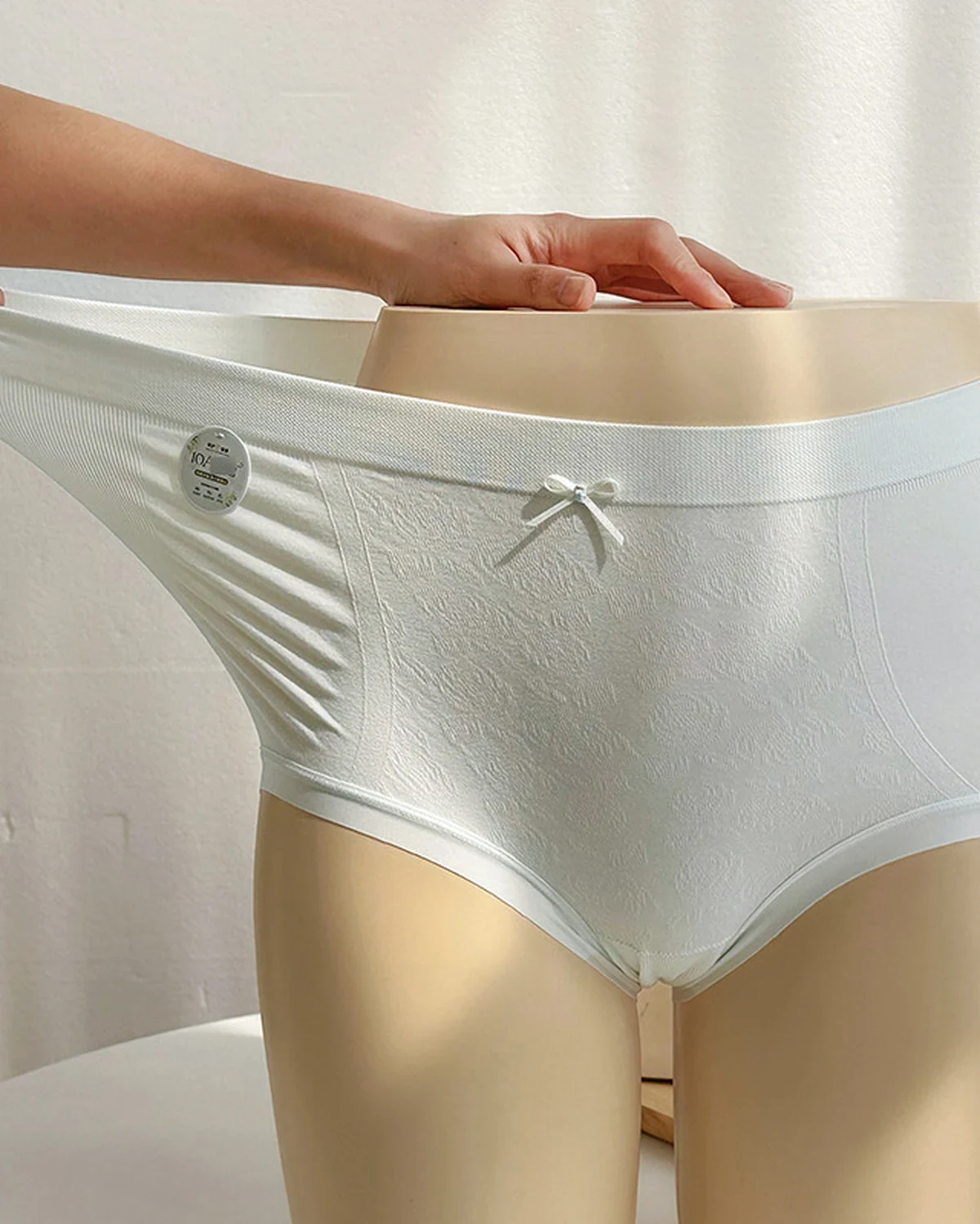 Modal rose jacquard seamless women's panties, high-stretch breathable high-waist full-coverage briefs, 3-pack
