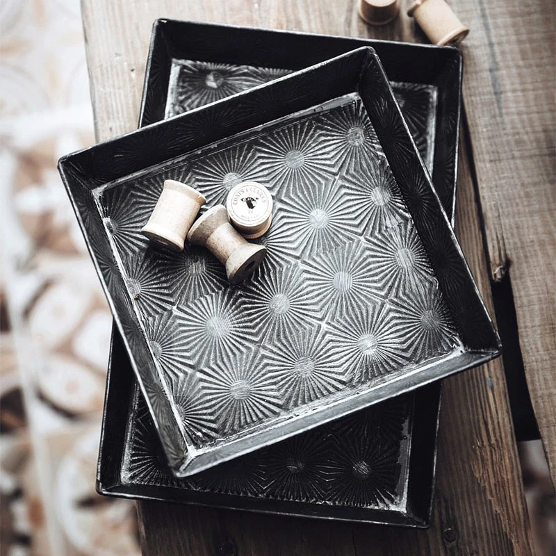 HULIANFU Starlight Series Retro Iron Bread Trays Round Rectangular Vintage Metal Bread Cake Plate Cup Storage Decor Photography Props - Deanwangkt