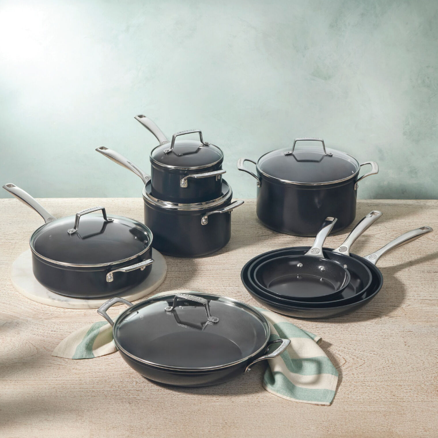Shop/Cookware/Cookware Sets