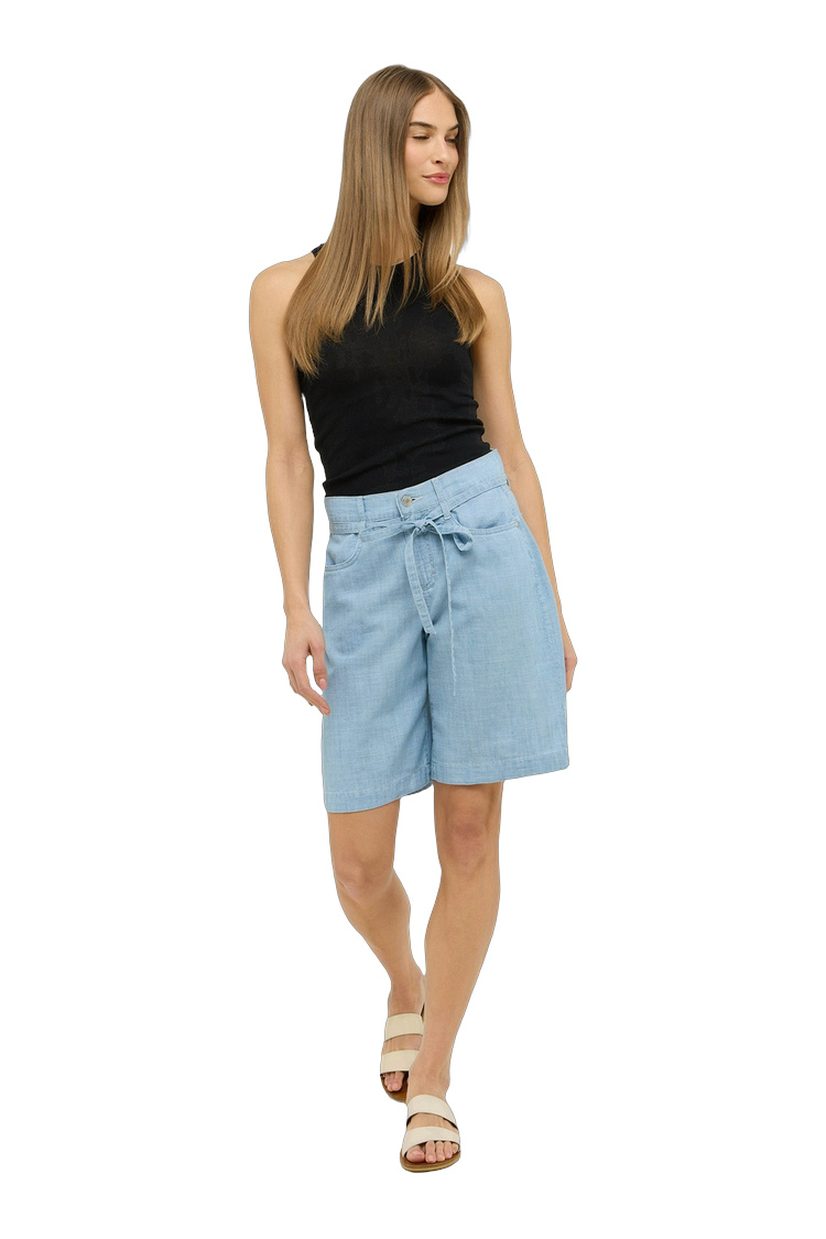 Relaxed Passform Hose mit eingebautem Gürtel – Rückansicht