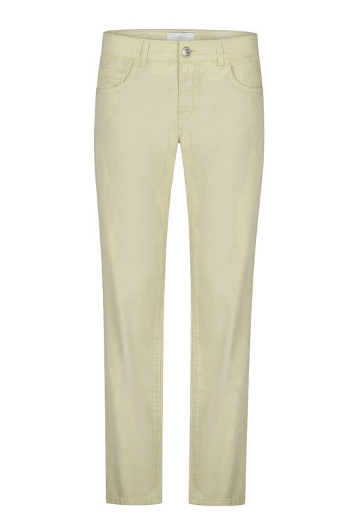 Straight Leg Hose in Modellaufnahme