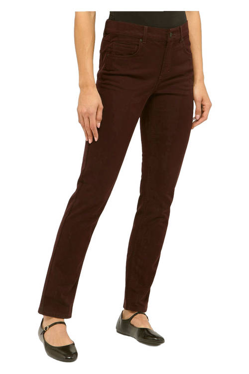 Wärmende Slim Fit Hose – Nahaufnahme