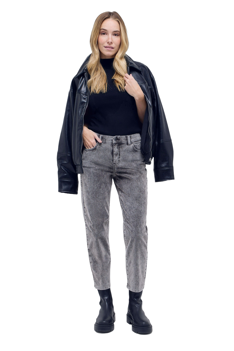 Weiche Cordhose mit 5-Pockets – Rückansicht