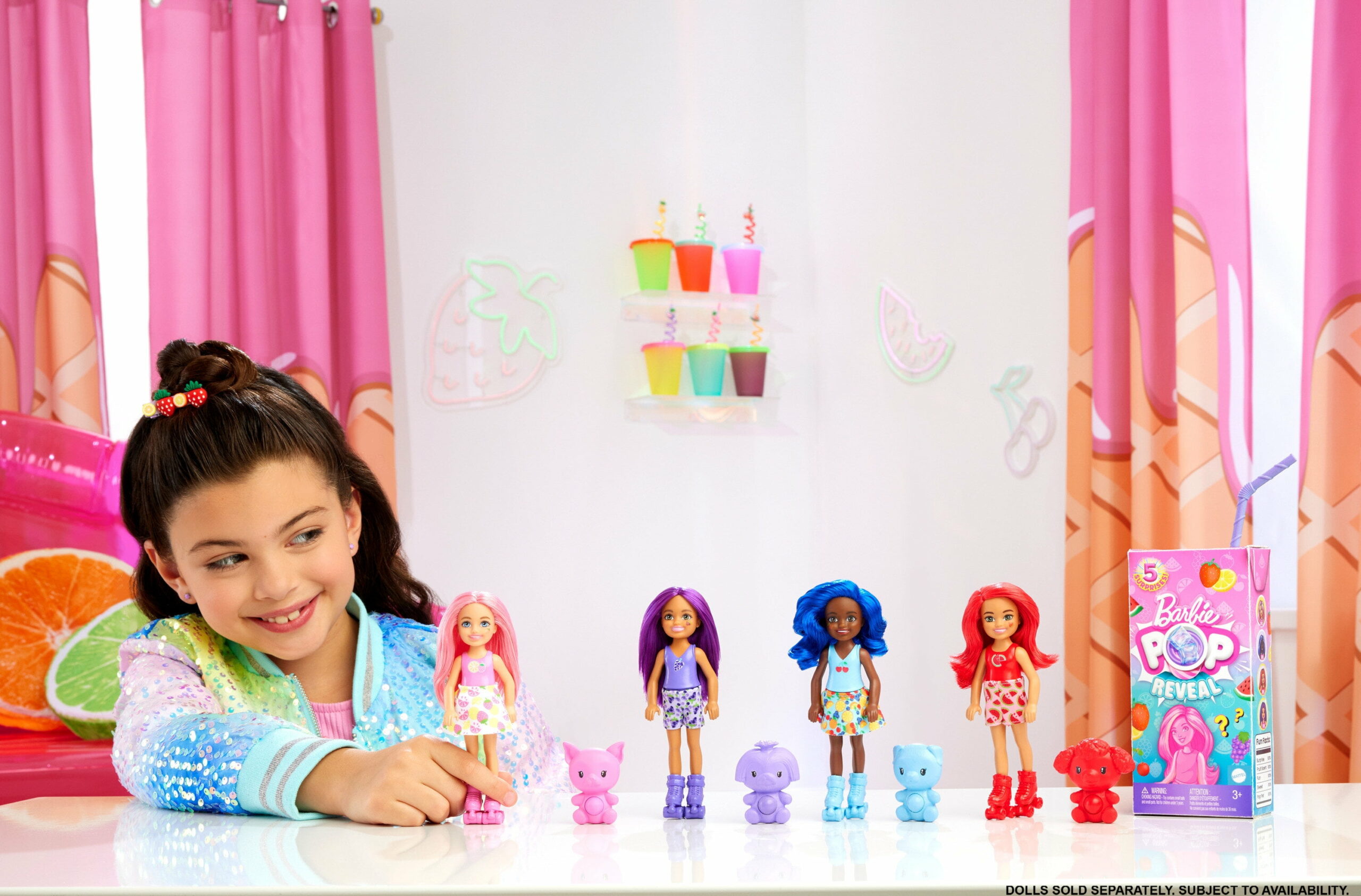 Barbie Pop Reveal Chelsea Doll – Fruit Series with 5 Surprises, Scent & Color Change