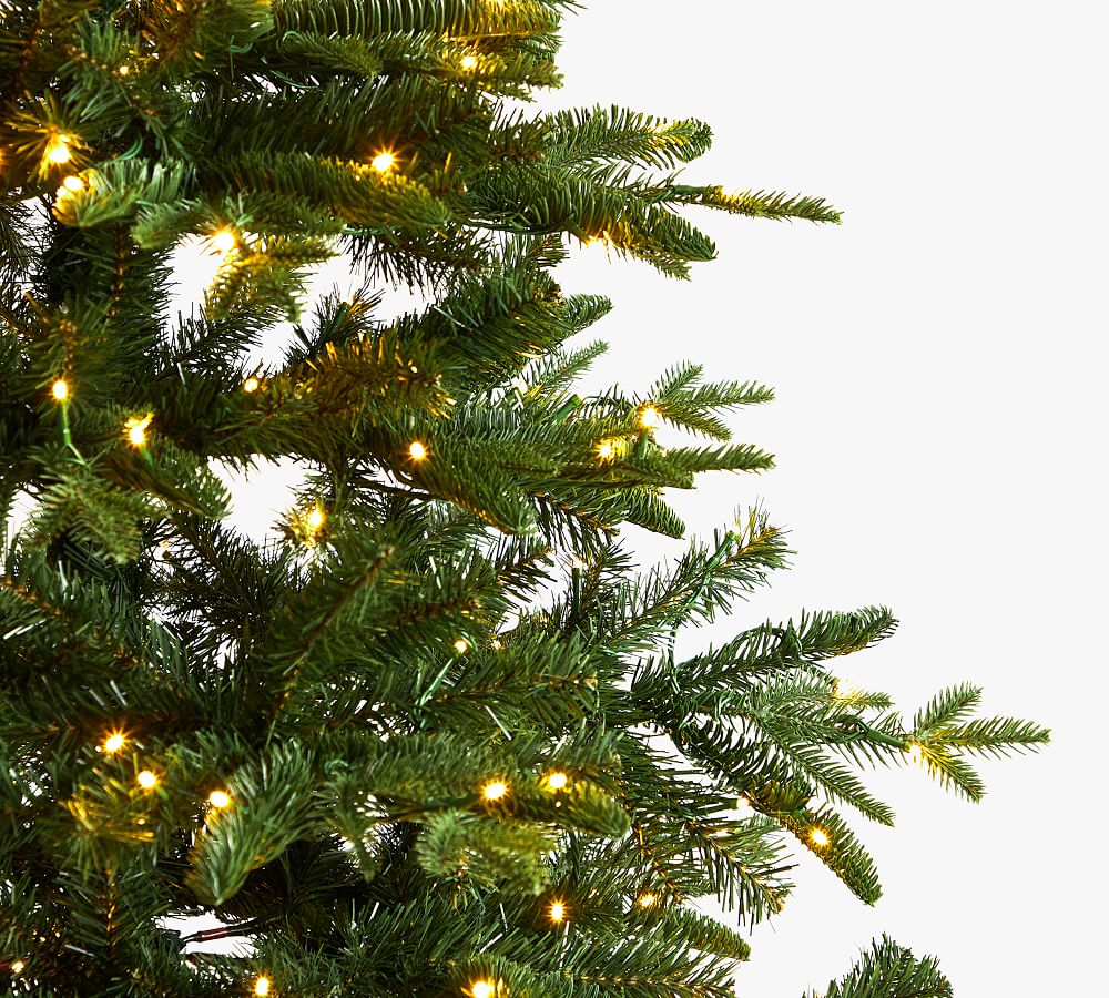 Faux Lit Montreal Spruce Tree