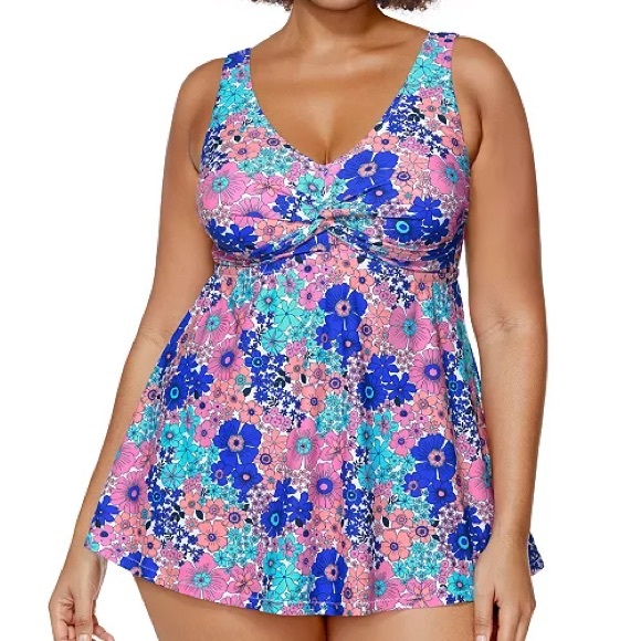 NWT Raisins Curve Lucia Tummy Control Swimdress Floral VNeck Swim Dress Size 16W