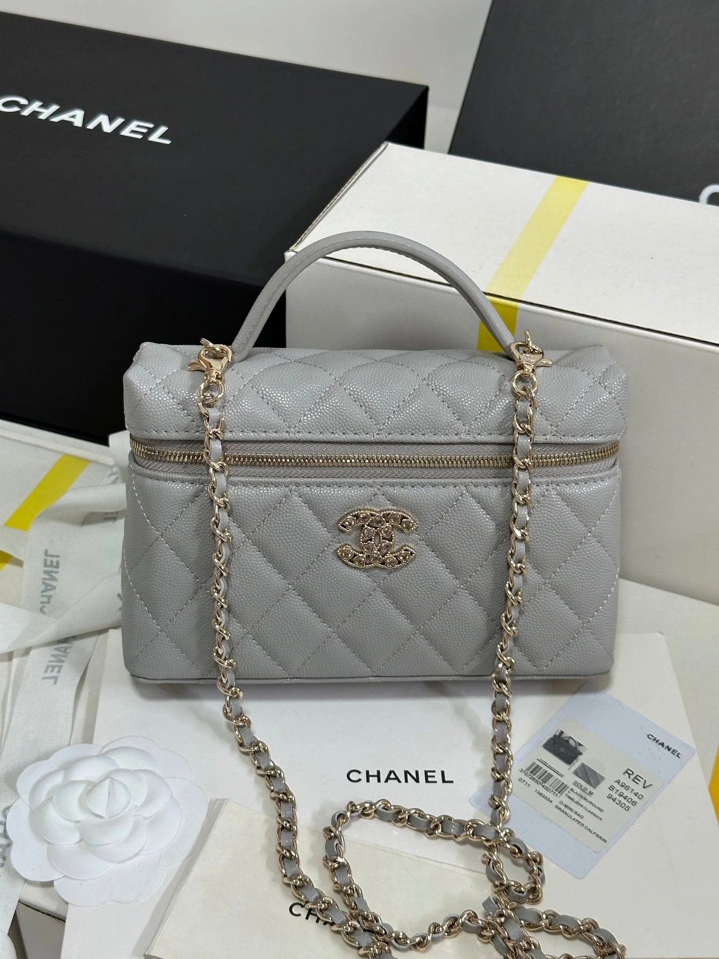 CHANEL 25P Vanity Case 19.5cm Light Gray Calfskin Heart Rhinestone 243610