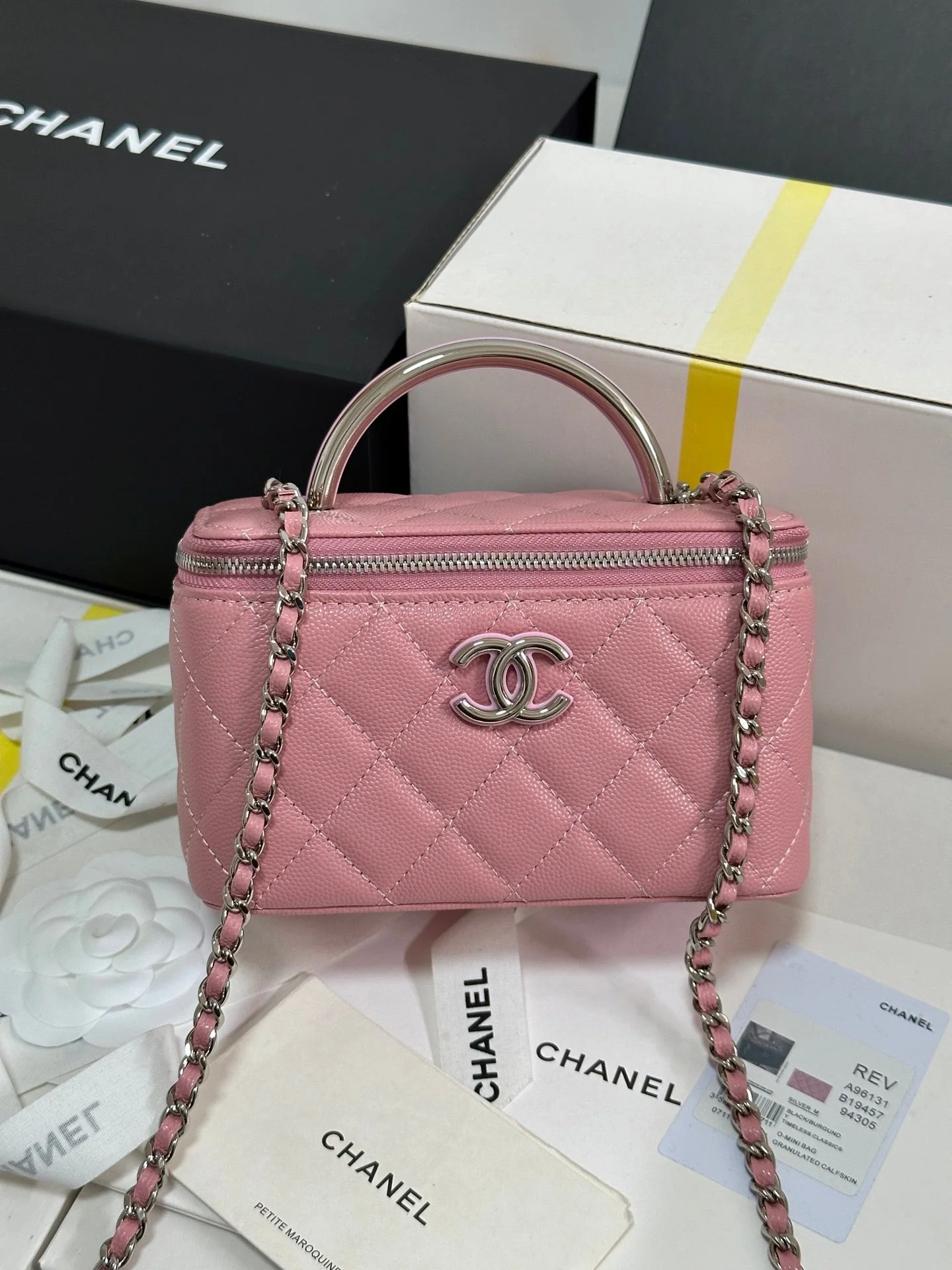 CHANEL 25P Vanity Case 17cm Pink Pastel Leather Silver Hardware 243463