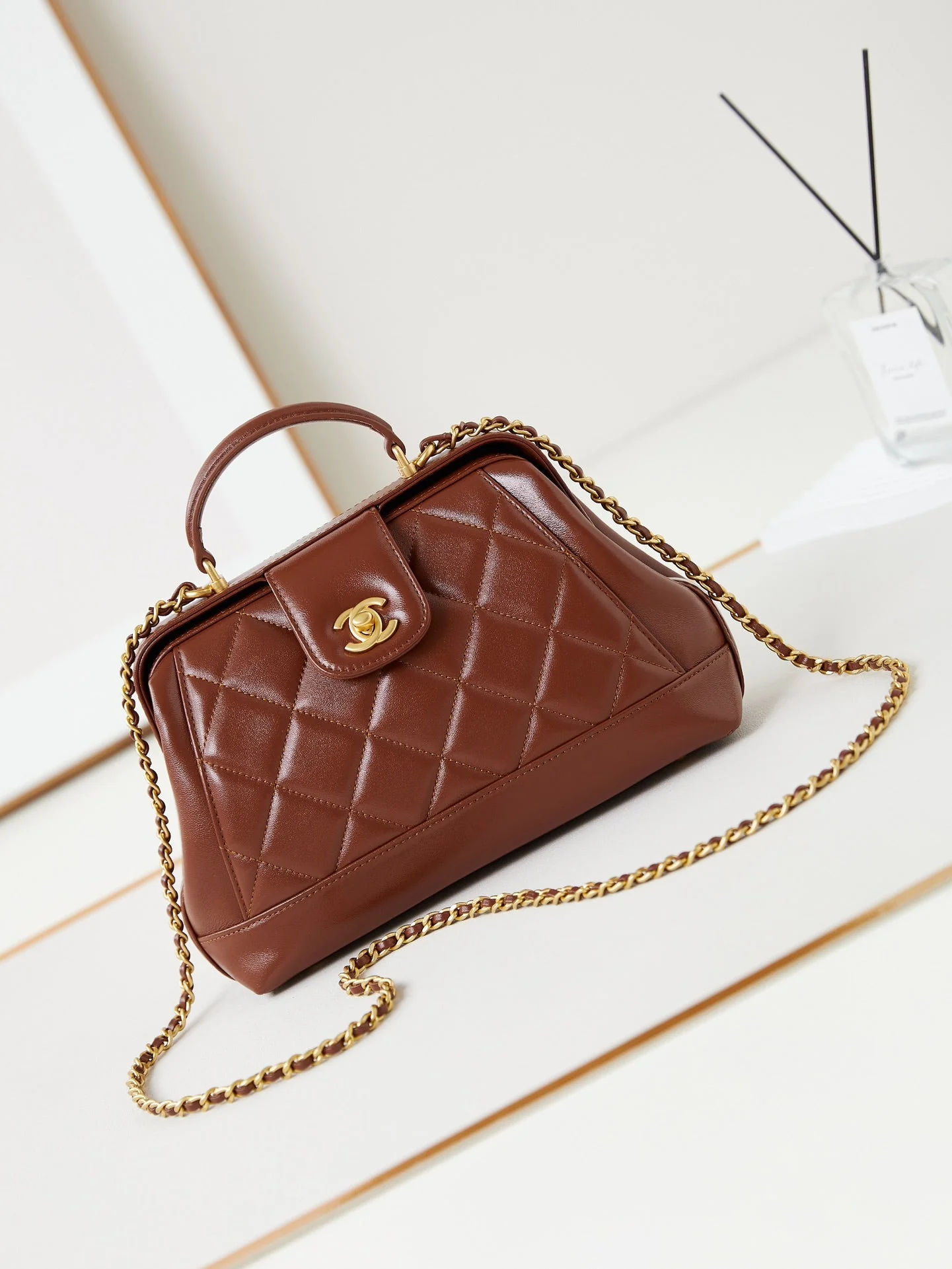 CHANEL 24A Top Handle 23.5cm Brown Wax Leather Gold Hardware 238471