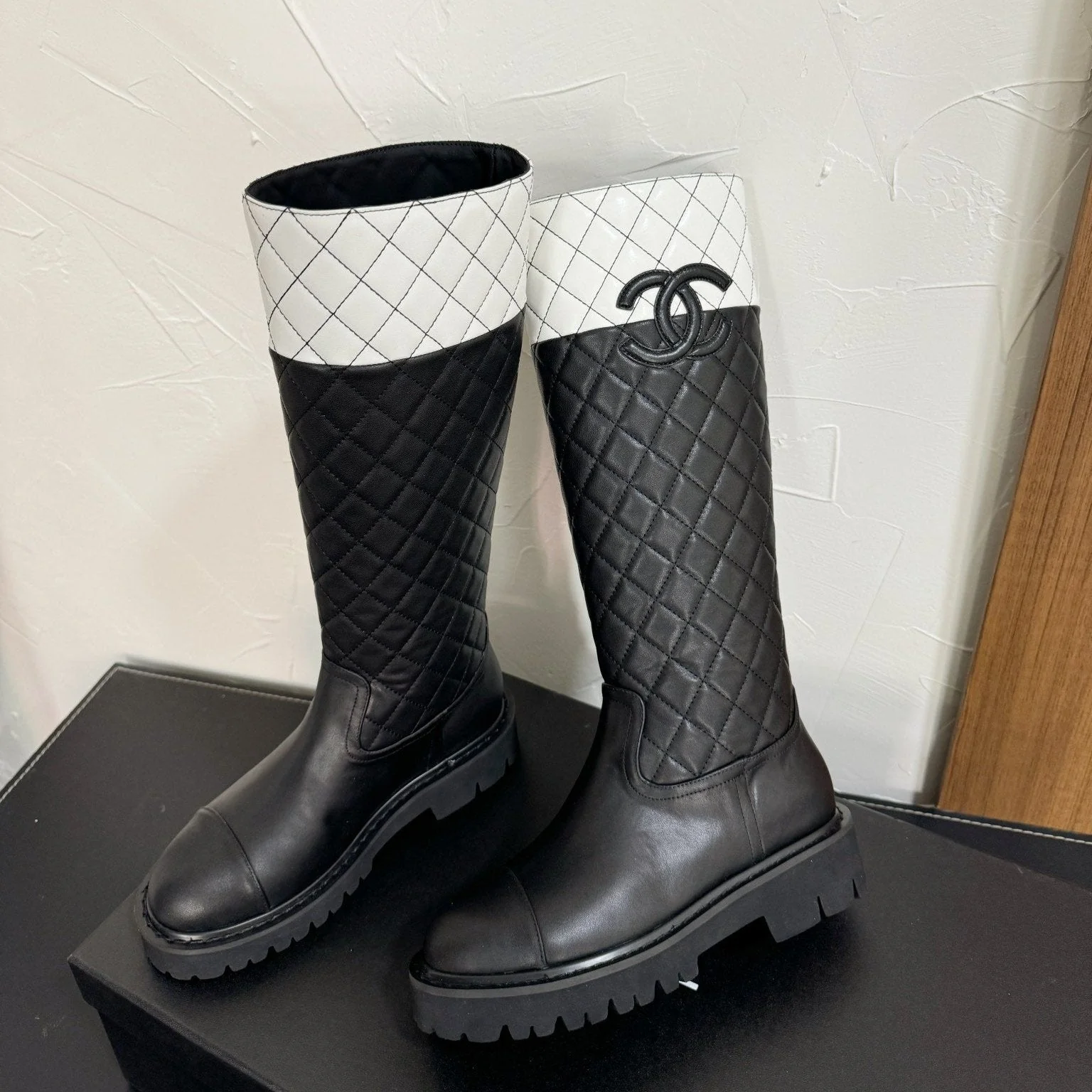 CHANEL High Boots 40mm In Plain Black Mix White Quilted Calfskin 949750