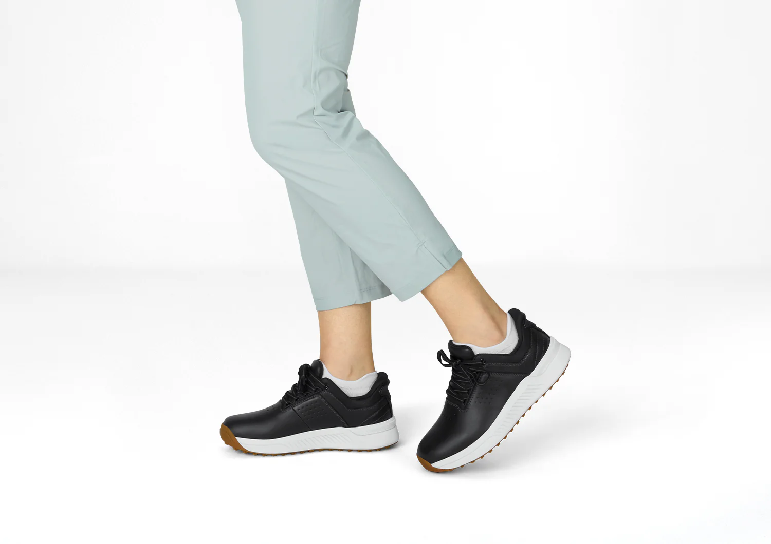 Approach Shot Hands-Free Golf - Black