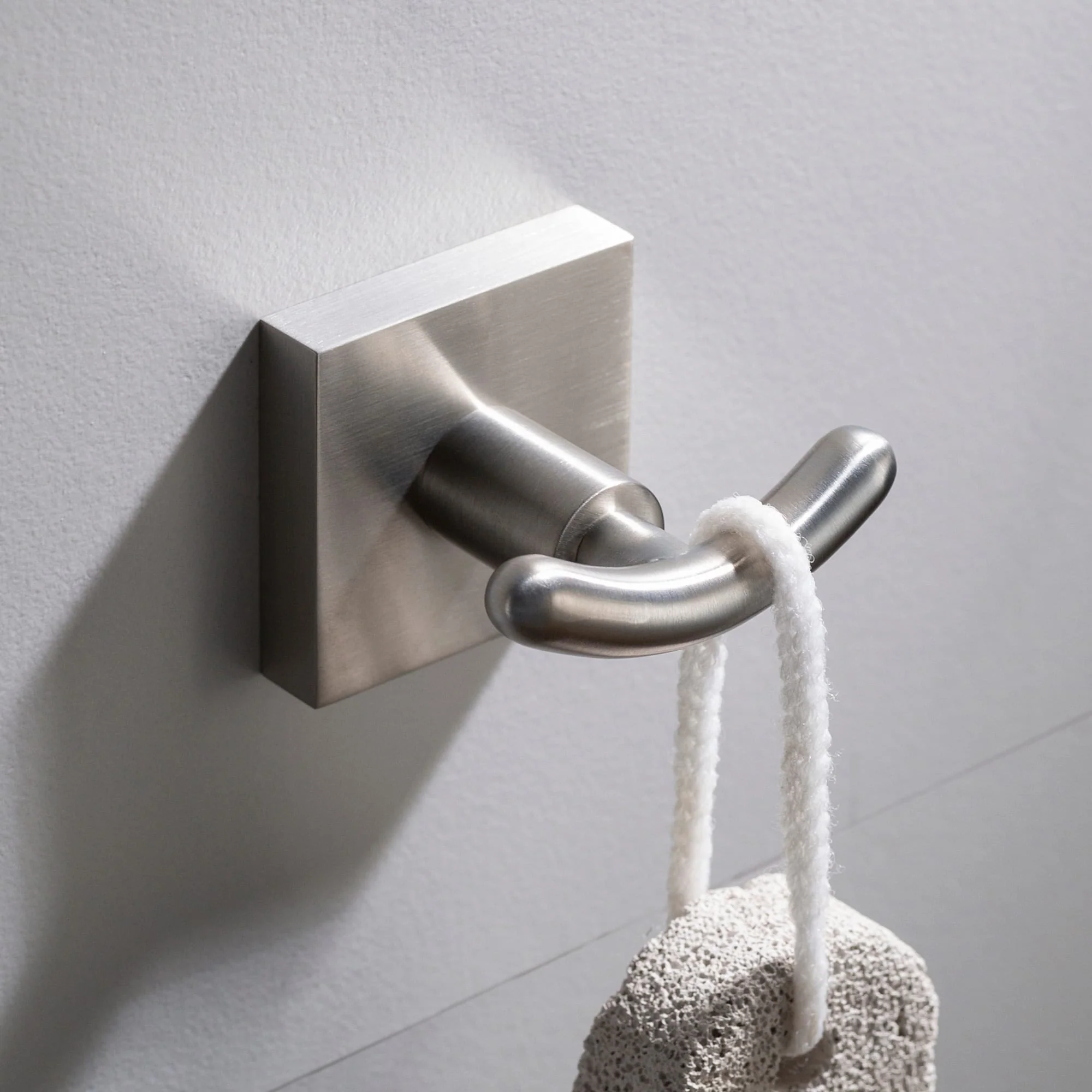 Kraus Ventus Double Robe Hook