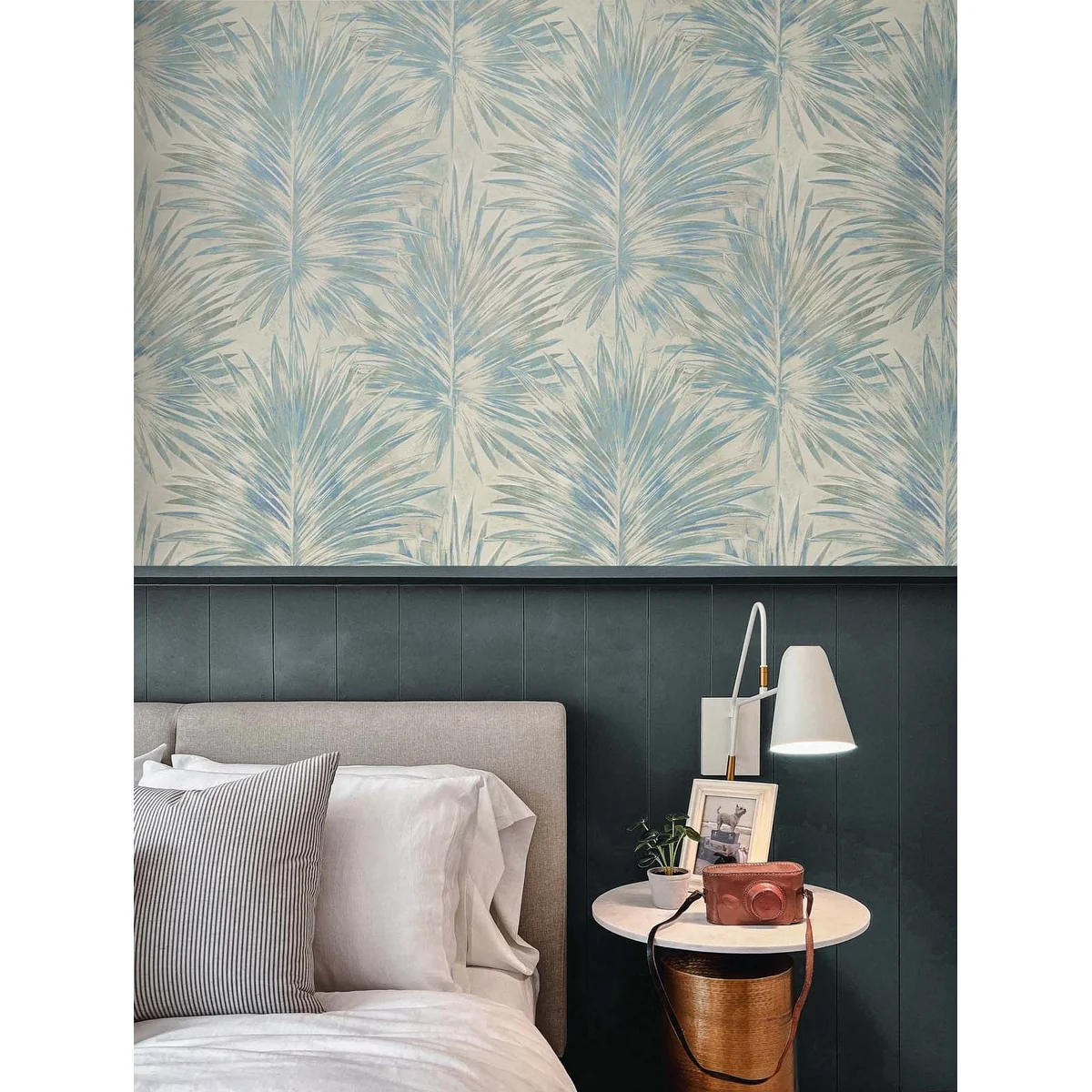 Seabrook Designs Cyril Palm Unpasted Wallpaper