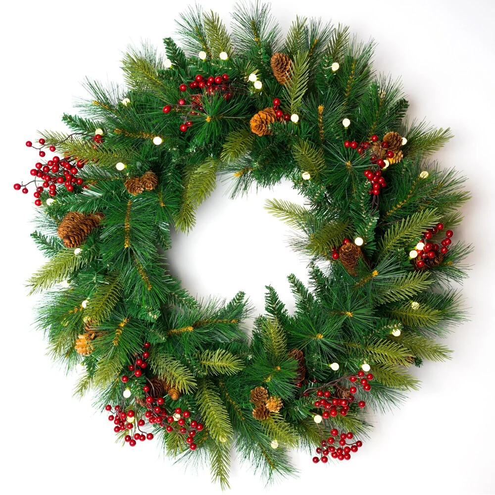 Traditional Woodland Berry Wreath B/O LED Lights (24