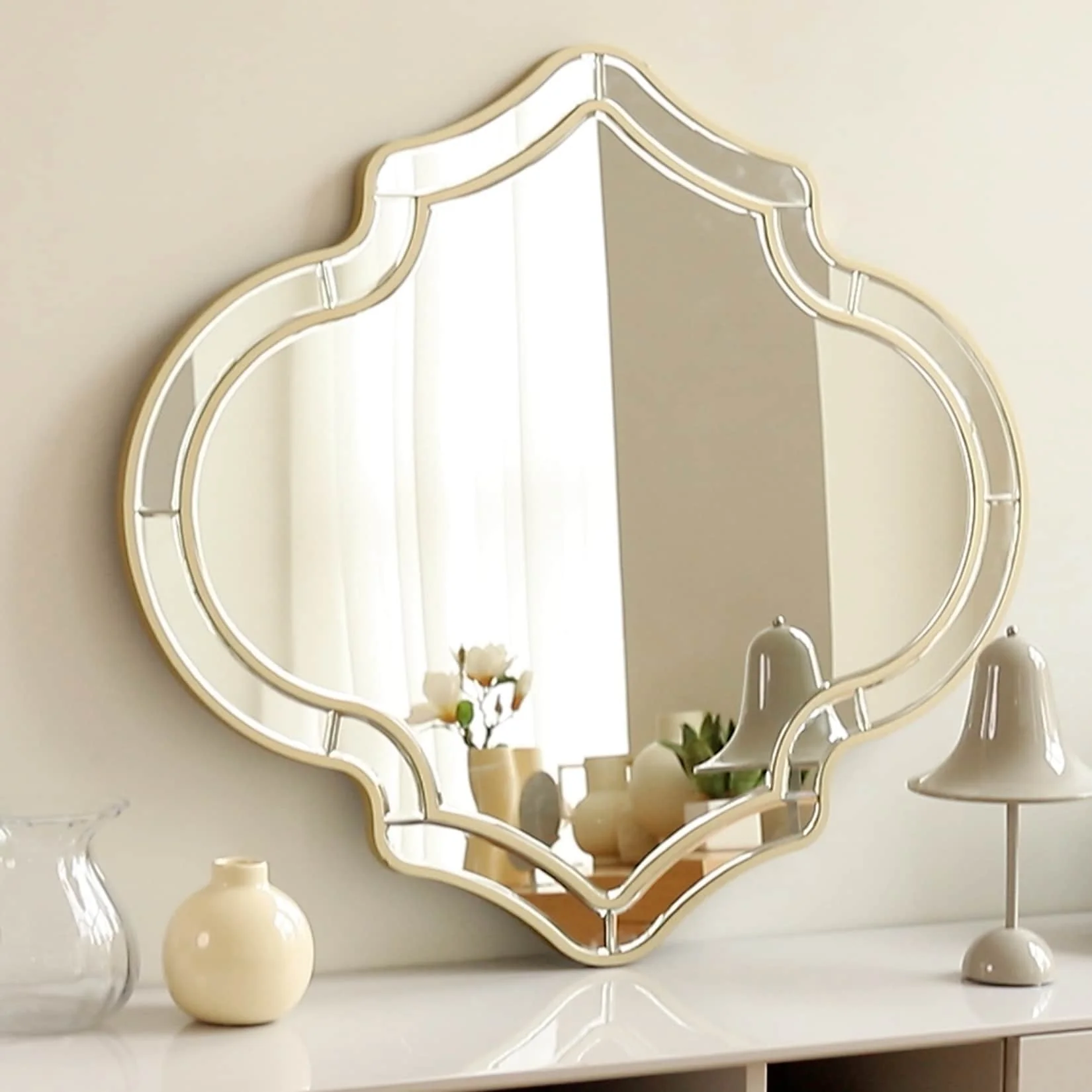 Scalloped Edge Silver Wall Decor Mirror for Hallway, Living Room - 35