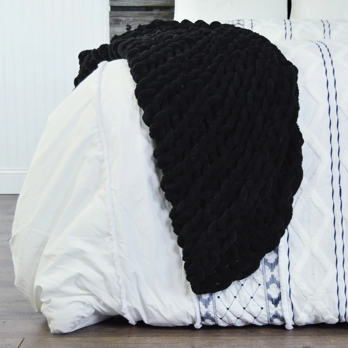 Donna Sharp's Chunky Chenille Throw