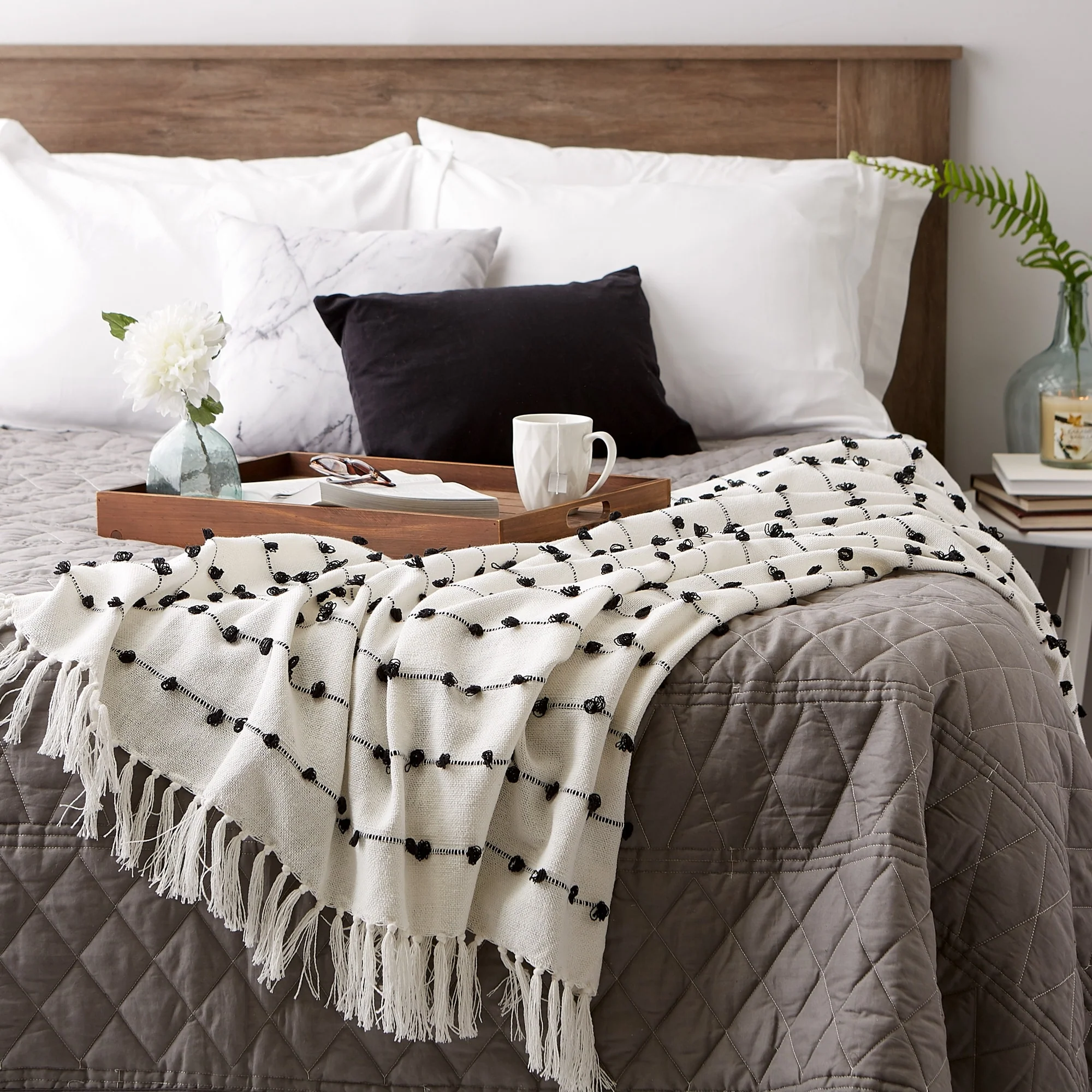 DII Woven Loop Throw