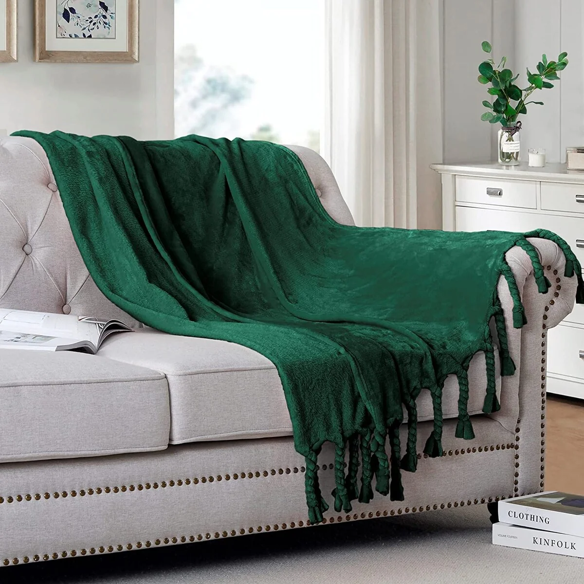 Fleece Throw Blanket with Fringe, for Sofa Bed Chair All Season