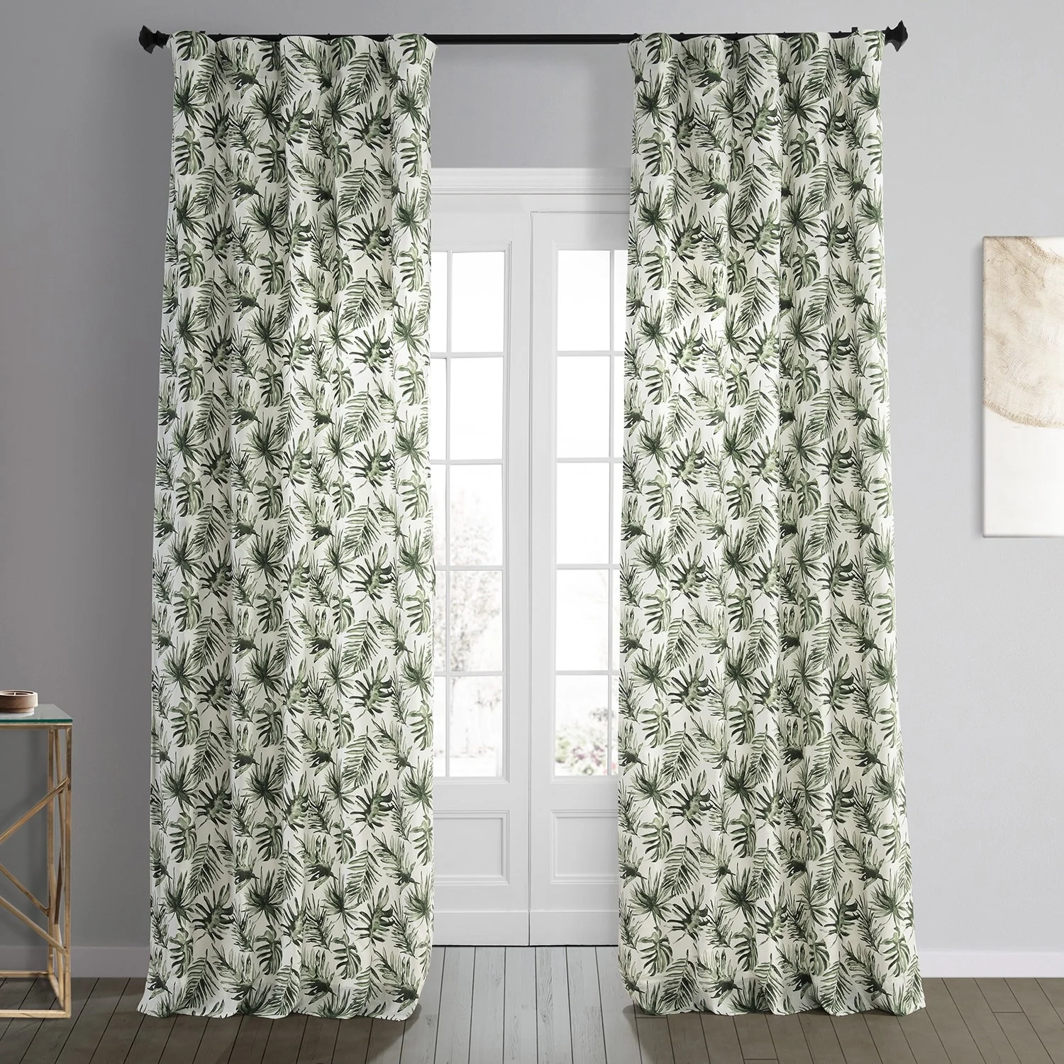 Exclusive Fabrics Coastal Leaf Cascade Printed Cotton Room Darkening Curtain (1 Panel)