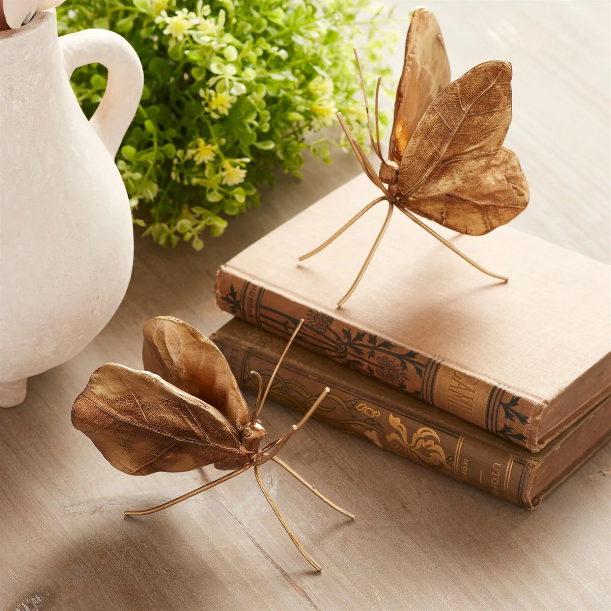 Leaf Butterfly Shelf Sitter (Set of 2)