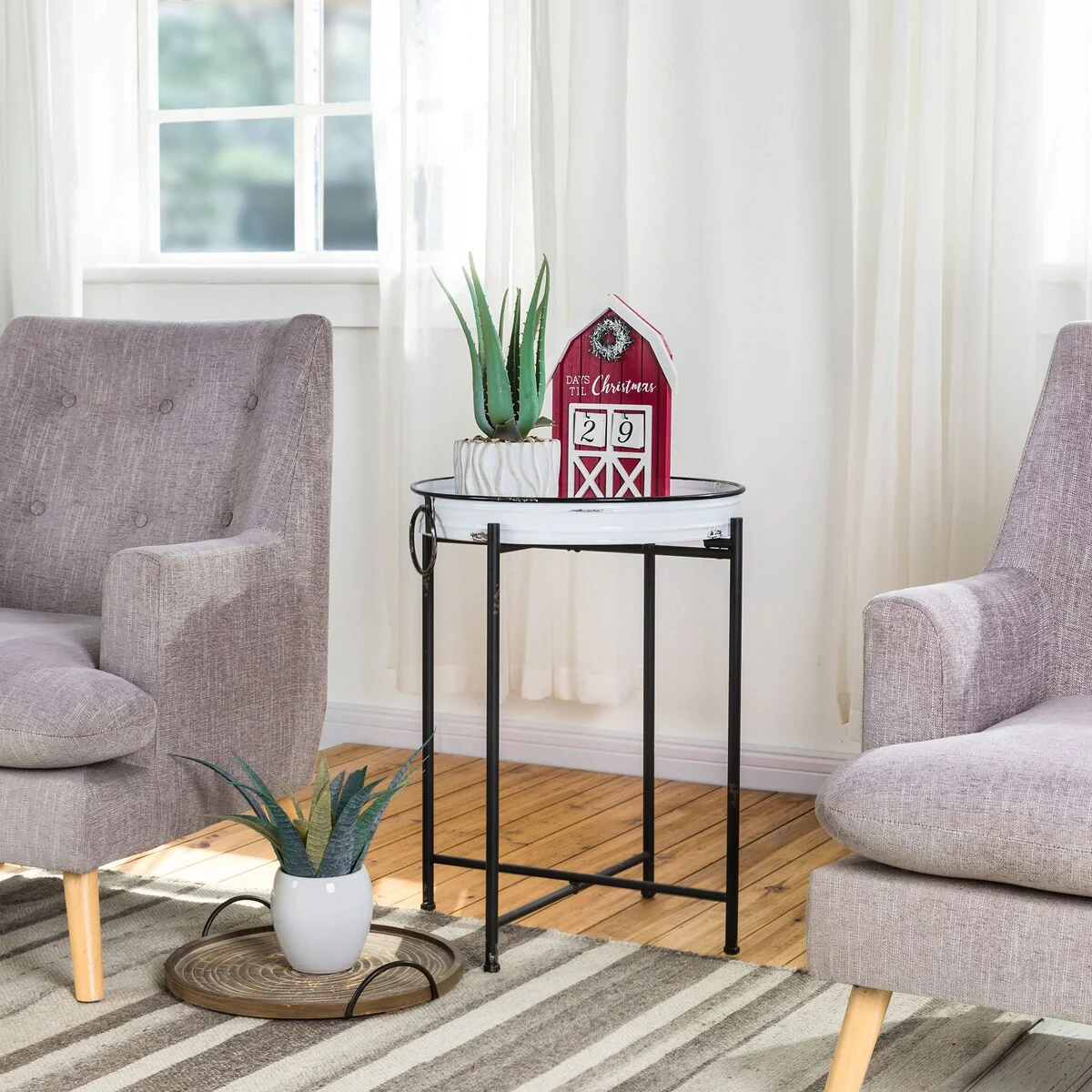Glitzhome Rusty Metal Planter Stand with Removable Tray