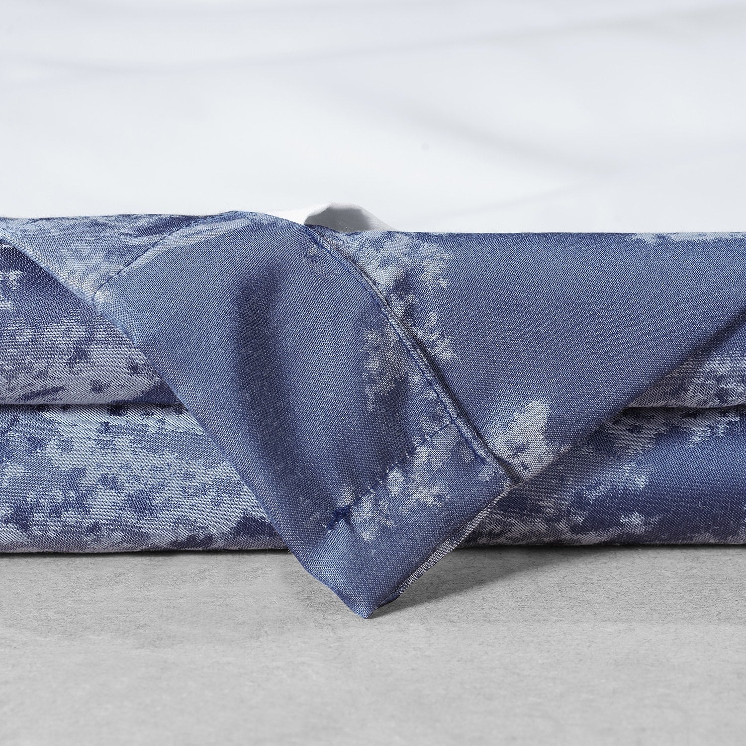 Exclusive Fabrics Sequoia Faux Silk Jacquard Curtain (1 Panel)