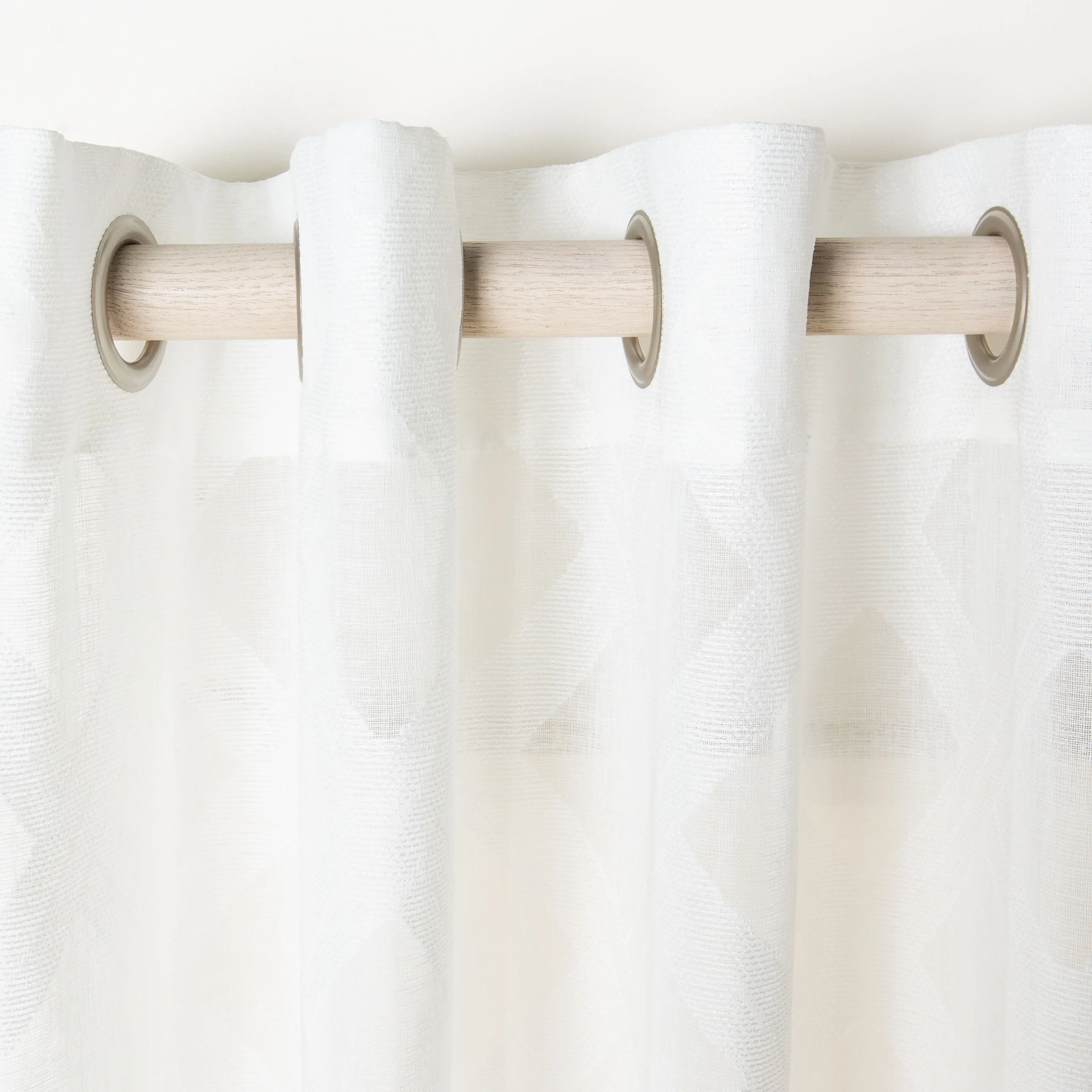 SAFAVIEH Mirtha Sheer Window Curtain Panel