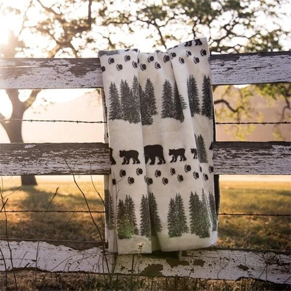 Denali Pearl Denali Bear/Sage Blanket