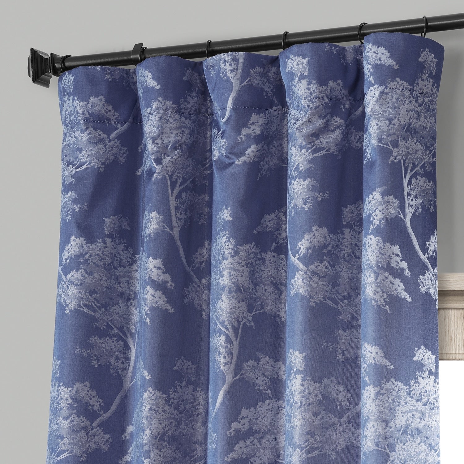 Exclusive Fabrics Sequoia Faux Silk Jacquard Curtain (1 Panel)