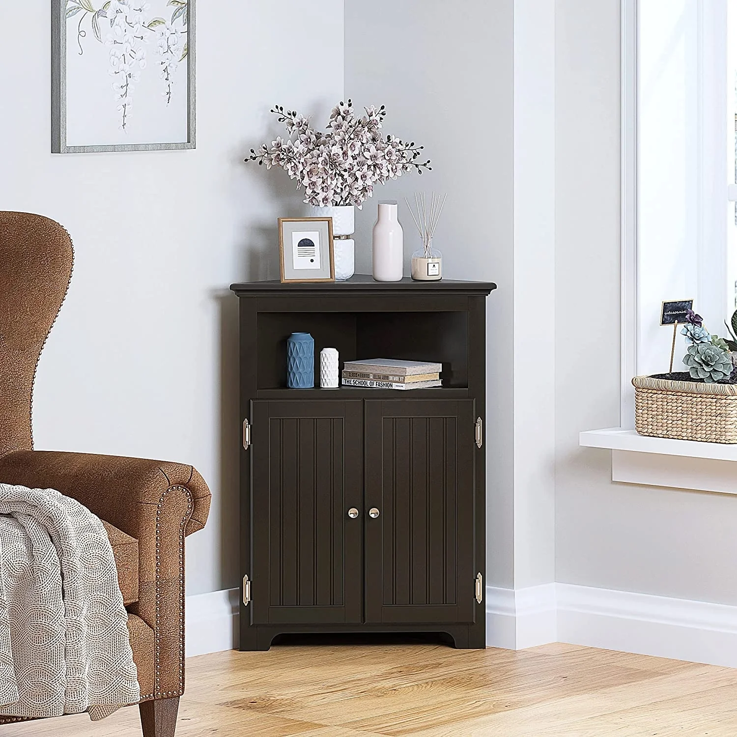 UTEX Corner Free Storage Cabinet, Bathroom Floor Corner Cabinet with Doors and Shelves for Bathroom, Kitchen, Living Room, White